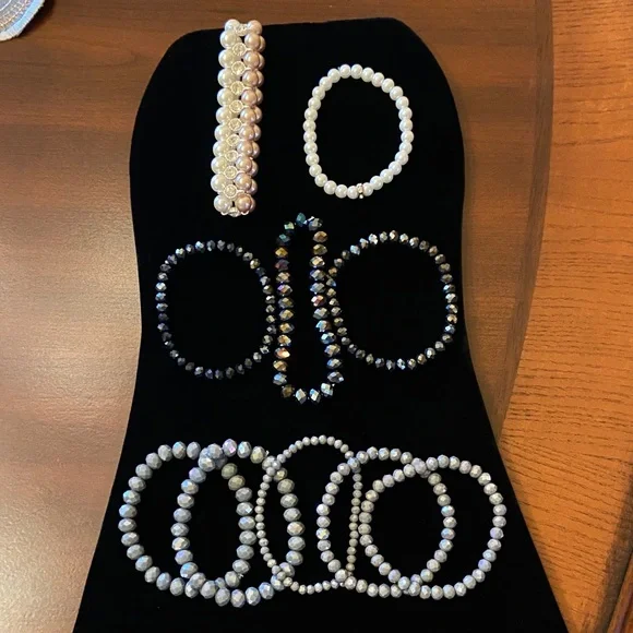 Elegant Beaded Bracelet Set-10 - Picture 5 of 7